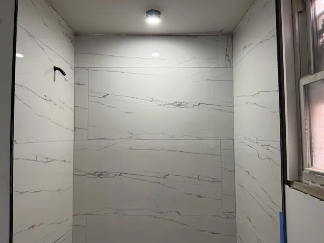 Tub surround & bathroom tile — Tile detail